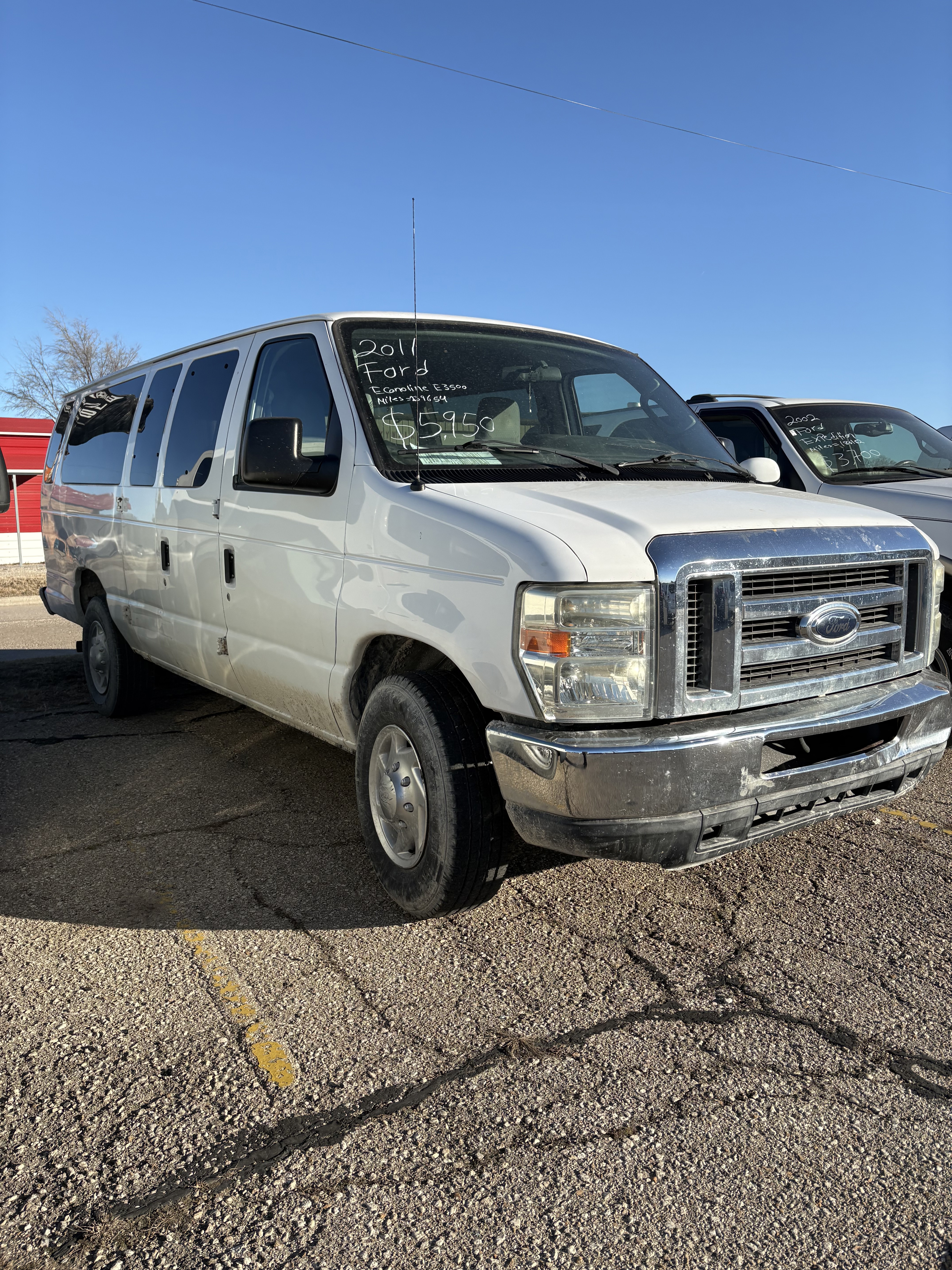2011 Ford E-Series's photo